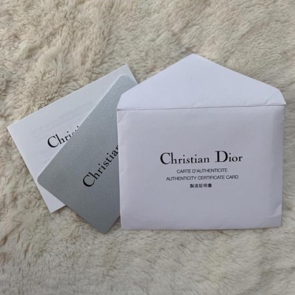 Authentic Dior shoulder bag - Picture 10 of 16